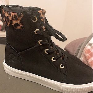 Semi new, used once and good conditions